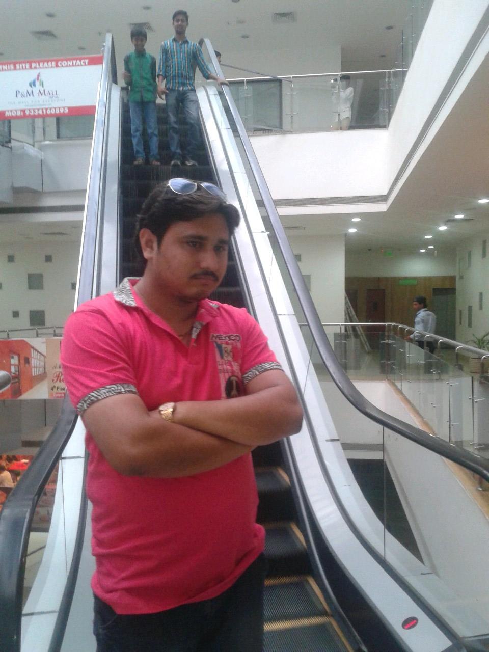 ranjay33's profile picture. 