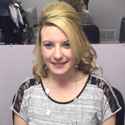 julie_psaras's profile picture. 