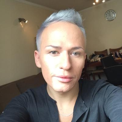 FeverGlam's profile picture. 