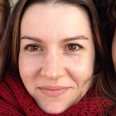 Ortodoncista @carmenfer_orto Fanática de la actualidad y los saraos sociales. Scout. Disfruto de las tertulias políticas como otros lo hacen del fútbol.