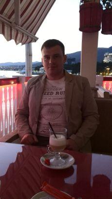 alexeykiryanov1's profile picture. 