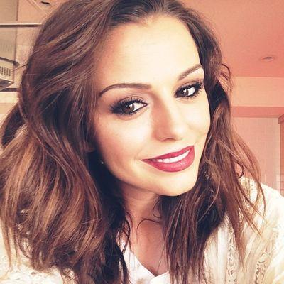 HalaLloyd's profile picture. ♡ cher follows 19 oct 2012 ♡                        Tweeted