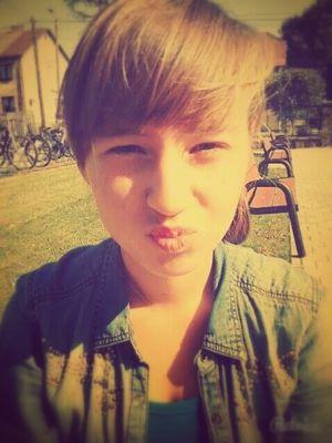 7a97f1f6e31145a's profile picture. 