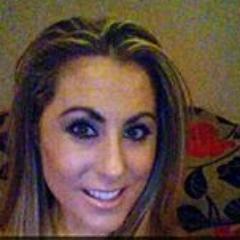 marketing manager & lover of all things shiny! Instagram:@jeanietots