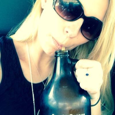 Kid_Brooke's profile picture. Listen to me and Zak talk about... anything and everything!!