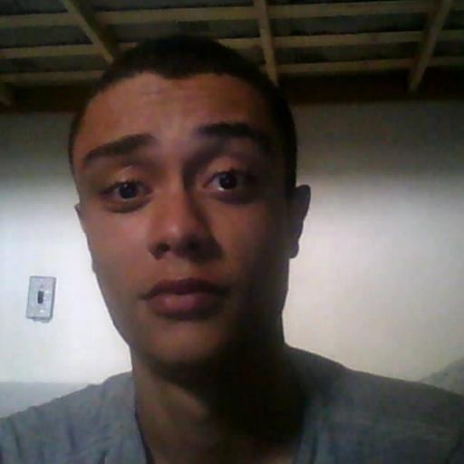 ''Se eu fui capaz de ver um pouco mais adiante do que outros homens, é porque montei nos ombros de gigantes'' Sir Isaac Newton
