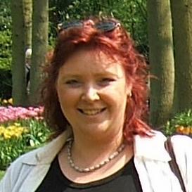 Co-owner De Linie ICT, Joomla & JUG Breda, algemene duizendpoot, cat-lady, hobby zilversmid, borduurfanaat, boekenwurm en motorrijdster