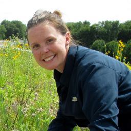 Urban plant ecologist and educator, bringing nature back into cities. Assistant Professor in Biology and Environmental Studies Program Director @elmhurst_u