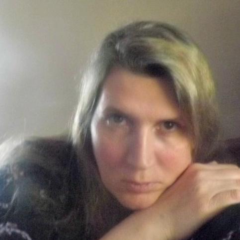 JanetFCTC's profile picture. PR friendly Blogger,  mom, wife, food fanatic, lover of red wine, junk food and with a strange addiction to lip balms