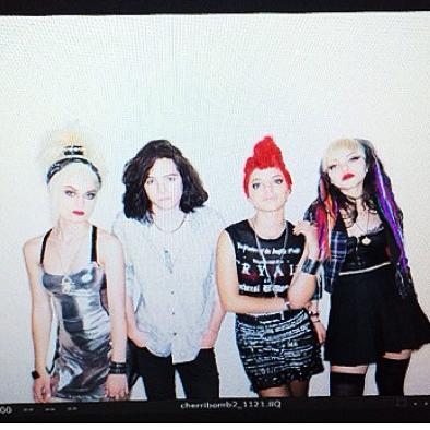 This is a Free Follow from @HeyVioletPHTeam, follow that account instead