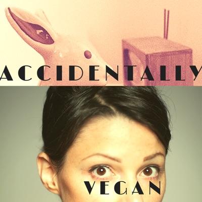 Follow me for curated #accidentallyvegan television cookery & tweets.