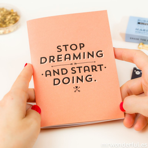 mmdallavia's profile picture. Lic. en Relaciones Internacionales.