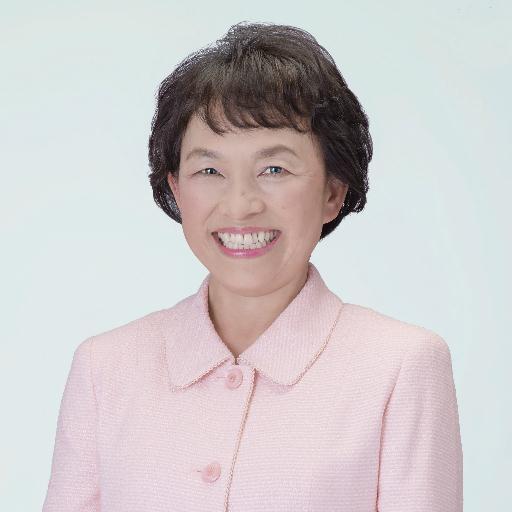 蓮田市に住んでいるただの主婦が市議会議員になって、5期目になりました。ずーっと完全無所属。生まれは滋賀県、お酒とふなずし大好きです。弱い立場の人たちの声を市政に届けるべく、走っています。防災士