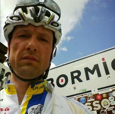 gabripere72's profile picture. geometra