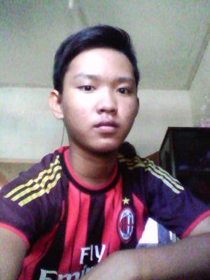 sofi_outsider's profile picture. 