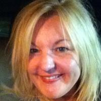 Darah Price - @hef_mom Twitter Profile Photo