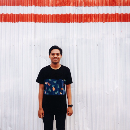 yordakomang's profile picture. Freelance Photographer