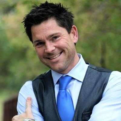 Daddy, #smallbusinessowner of @PolkaDotDsign & #HandsomeLawnService, Support Junkie, Laughs like Kookaburra with a gay life and all...