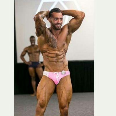 Phisique and fitness model competitor  Never stop Reaching for the dream 
#GoHardorGoHome