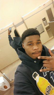 if it ain't real it aint me ✊
so full of myself
