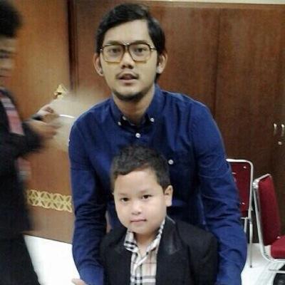 Friendbase @iyamrenzia | Lo semua mah temen gue