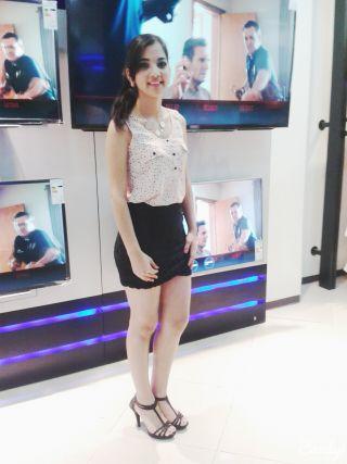 chica normal con un novio extraordinario.. gracias a el se lo q es el cariño mutuo lo amo :*