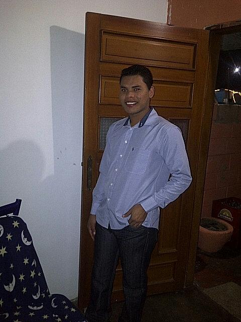 v_marcus's profile picture. Soy licenciado en  Contaduria Publica cum laude me siento satisfecho logrando terminar mis estudios y los que vienen seran para mejor cada dia