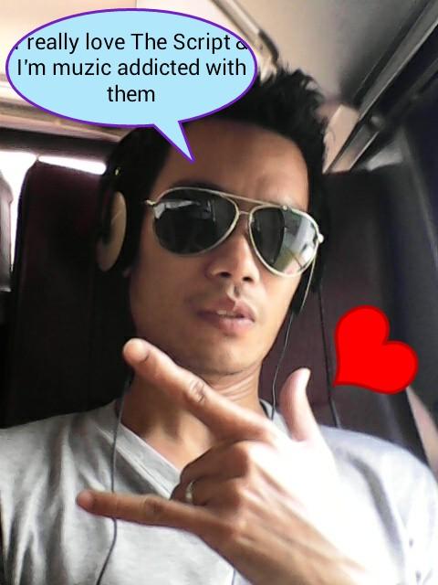JoemmarLeon's profile picture.