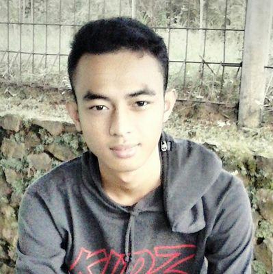 Jodoh itu udah ada yang ngatur, kalo memang jodoh ya gak bakalan kemana. follow aja dulu siapa tau kita jodoh :-)