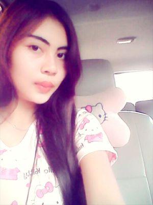 dila_anestasya's profile picture. When a beautiful woman crying with candy ~ holala ~uuuuw~
   ,