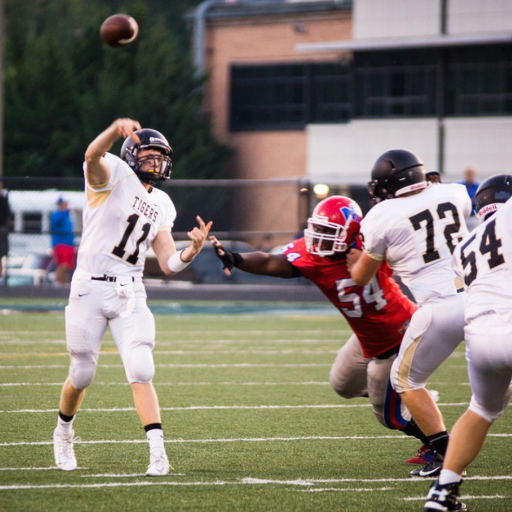 KaelinKey's profile picture. NWMS Football 🏈
Instagram:@TheKey24