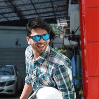 Anchor Aniket (@anchor_aniket) 's Twitter Profile