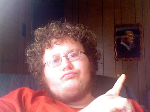 Im a fat, nerdy, big teddy bear. Who loves everyone.