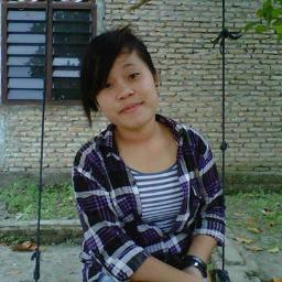 sriyanti_poerba's profile picture. 