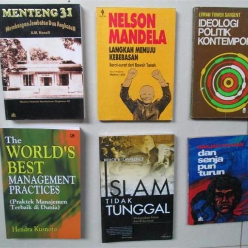 https://t.co/GDdqHhity2 adalah toko buku online yang menyediakan beragam bahan bacaan. store offline kami berada di jl jendral Basuki Rahmat, Jaktim, 089643326491