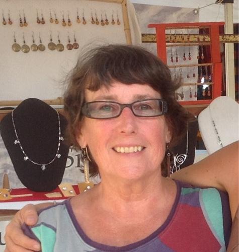 1wannabegeek's profile picture. I love learning new things and following tech nerds.