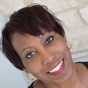 #Author of #PreservedforaPurpose, #writer, #speaker, #WordPress fangirl, strategist, #pastor, guitar student
