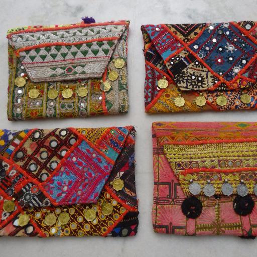 i am a old textile seller and designer of ethnic garment , Quilt ,bags 

For wholesale and Retail inquiry WhatsApp me on this link

https://t.co/kqsr8gQ0iT