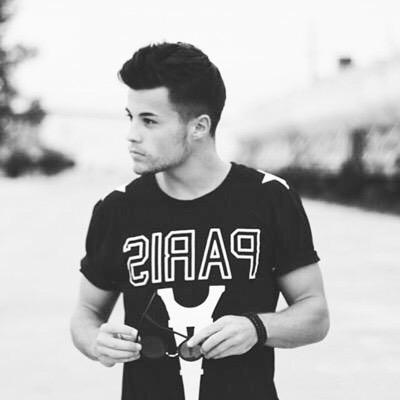 LynchHPR's profile picture. Sexto curso . 1,90 . P: Dragon . Alemán de nacimiento. Ponme a prueba . Mi rubia ❤ #PotterWorld