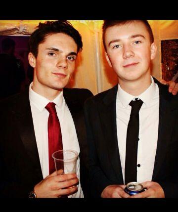 charliebird97's profile picture. Chop C26H40O3