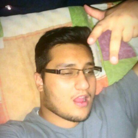 khizran12345's profile picture. 