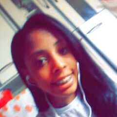 @thaina_vargas2