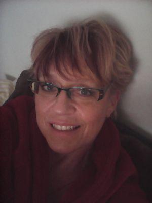 brejaxmum's profile picture. Wandering about aimlessly, just trying to find my way.
Preferably in Hawaii!!
She/her