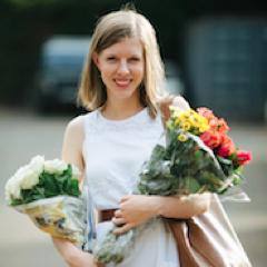 betterdressed_'s profile picture. Better Dressed Blog is an everyday girl's guide to crafting a more ethical and sustainable personal style by @_lauraswanson.