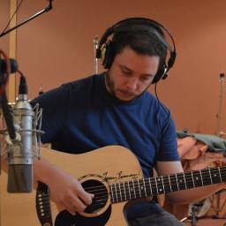 I make music for games, arrange, record , teach passionately and perform live even more passionately . 🇪🇸 and 🇬🇧 . Madrid based.