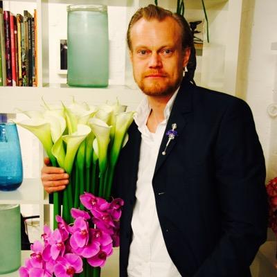 Danish florist living and working in London. Floral Director of Nichlas Vilsmark https://t.co/gk3DryHuM0. Follow @NichlasVilsmark