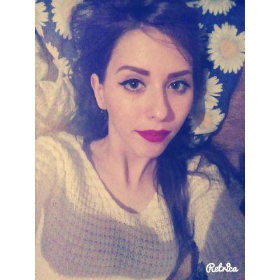 SalmedinaD's profile picture. 