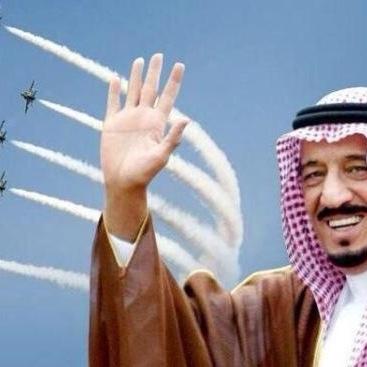 بكالوريوس إدارة الموارد البشرية . مهتم بالسوق الامريكي