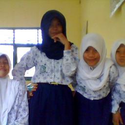pina_adelia's profile picture. 