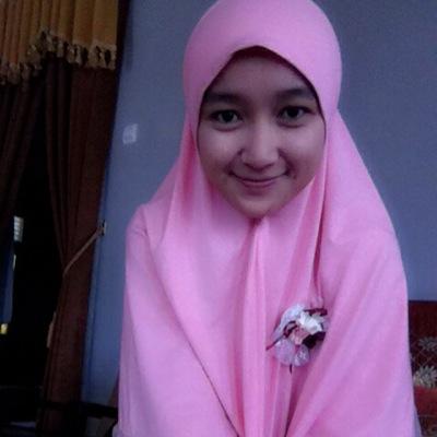 windacuuii's profile picture. Pikiran wanita itu sederhana: 1. Jadikanlah aku satu-satunya wanitamu, 2. Marilah kita hidup saling membahagiakan.